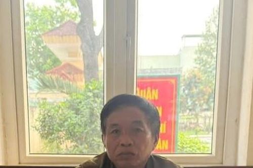 Thuốc lá lậu 'đi rong'