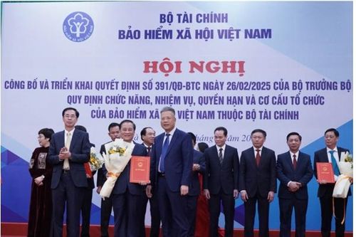 Ông Phạm Minh Thành được bổ nhiệm giữ chức Giám đốc Bảo hiểm xã hội khu vực V