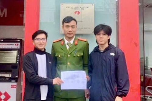 Nhầm 1 số lạc gần nửa tỷ đồng