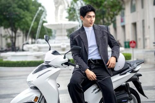 Giá Honda SH350i tháng 3/2025, ưu đãi gần 20 triệu đồng