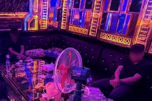 Phát hiện 33 đối tượng dương tính ma túy trong quán karaoke