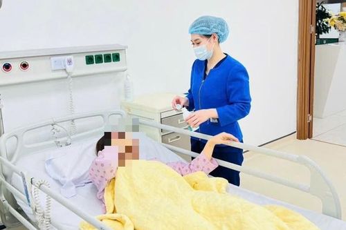 Người phụ nữ 31 tuổi nhập viện gấp khi đi chụp ảnh tại bãi đá sông Hồng