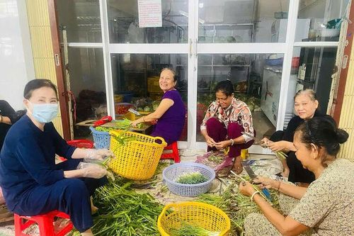 Nơi tình người sưởi ấm những mảnh đời khó khăn
