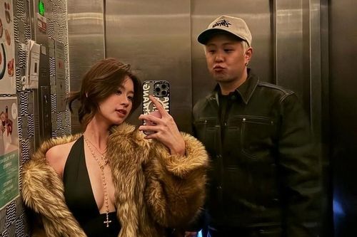 'Hot girl tạp hóa' Hàn Hằng lộ gia thế 'khủng' trước đám hỏi