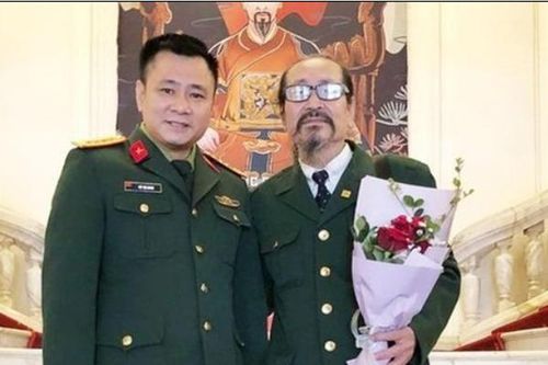 Nam NSƯT quan họ quê Bắc Ninh có đời thực bình yên bên gia đình
