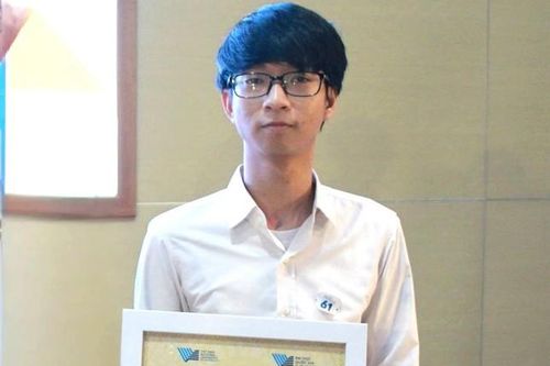 Nam sinh trường ĐH Bách khoa (ĐHQG TP. HCM) chinh phục các sân chơi về lập trình