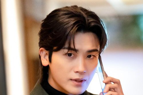 'Buried Hearts' tập 9: Park Hyung Sik thách thức táo bạo Heo Joon Ho