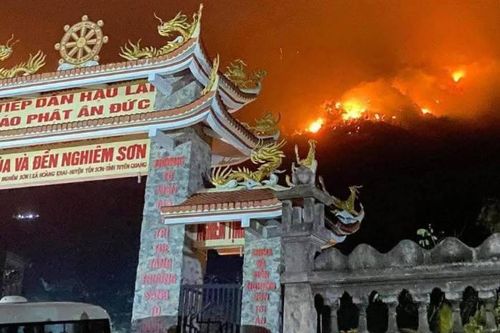 Tham gia chữa cháy rừng ở Tuyên Quang, một người tử vong