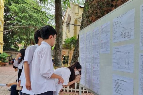 Bản tin 22/3: Bỏ hẳn xét tuyển sớm trong tuyển sinh đại học từ năm 2025