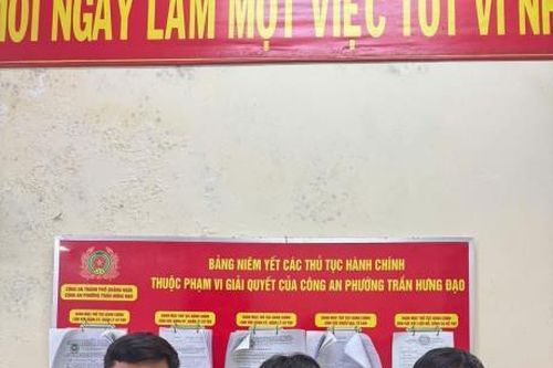 Chạy đâu cho thoát