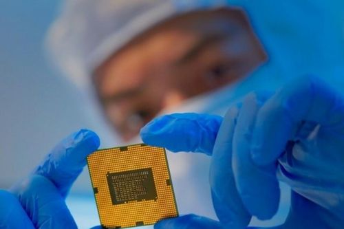 Malaysia siết chặt quy định về chip bán dẫn dưới áp lực từ Mỹ