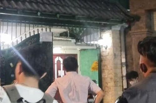 Vụ phát hiện người lạ tử vong trong nhà ở TP.HCM: Vợ nạn nhân tiết lộ những bất thường gần đây của chồng