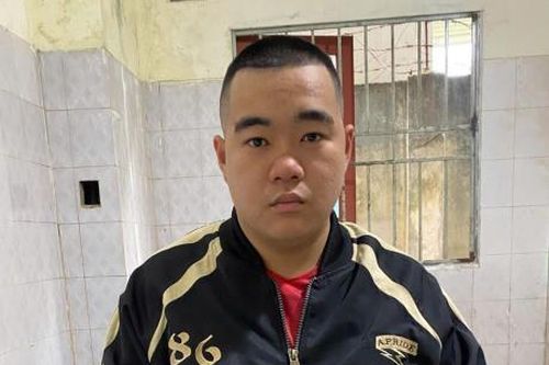 Đòi nợ kiểu côn đồ
