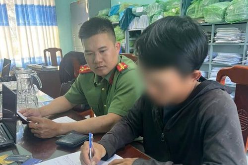 Phạt quản trị viên nhóm 'Hội kể chuyện và truyện cười vui mỗi ngày' vì không kiểm soát nội dung