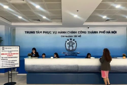 Cẩn trọng với 'cò mồi' thủ tục hành chính công