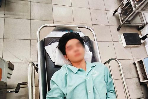 Nam sinh bị nhóm côn đồ đánh hội đồng, nứt sọ thái dương