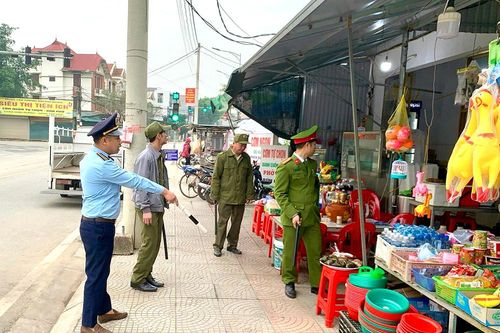 Hạ Hòa thiết lập trật tự hành lang an toàn giao thông