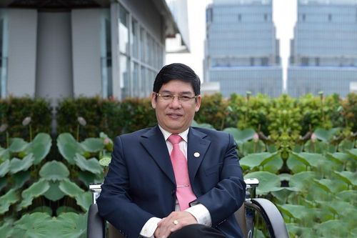 Chủ tịch Vikki Bank muốn chuyển nhượng hết vốn tại HDBank