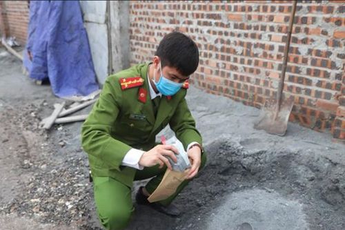 Bắc Ninh: Công an khởi tố vụ đổ trái phép 123 tấn chất thải