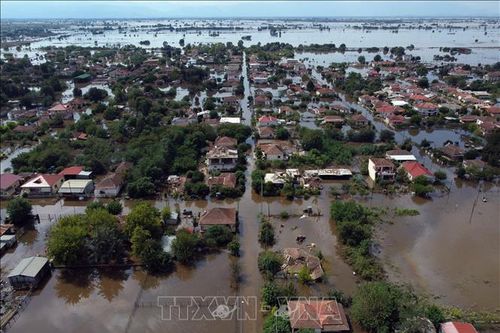 Lũ lụt tàn phá các hòn đảo du lịch nổi tiếng tại Hy Lạp