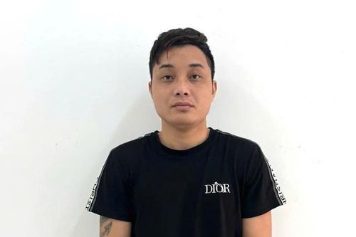 Đến nhà bạn chơi 'trộm' 21 chỉ vàng để tiêu xài cá nhân