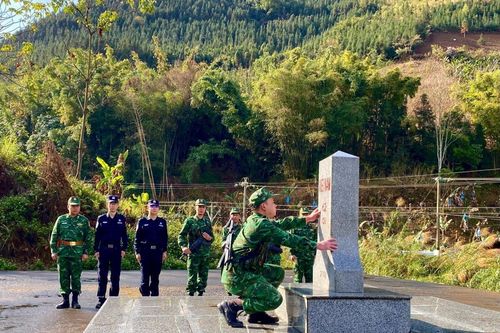 Tăng cường trao đổi thông tin, phối hợp trấn áp tội phạm ở khu vực biên giới