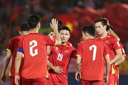 Bảng xếp hạng FIFA: Đội tuyển Việt Nam tăng 5 bậc, tuyển Thái Lan nguy cơ ra khỏi top 100 thế giới