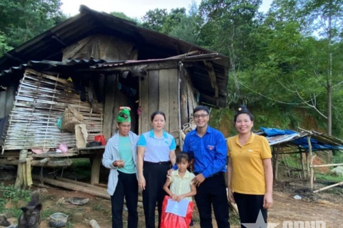 Chị Phạm Thị Thơ nhiệt tình trong công tác hội
