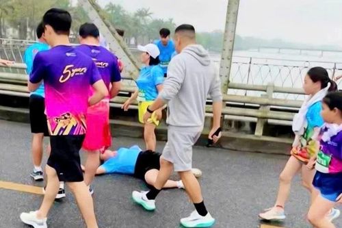 Người phụ nữ 53 tuổi tử vong khi tham gia giải chạy Marathon tại TP Huế
