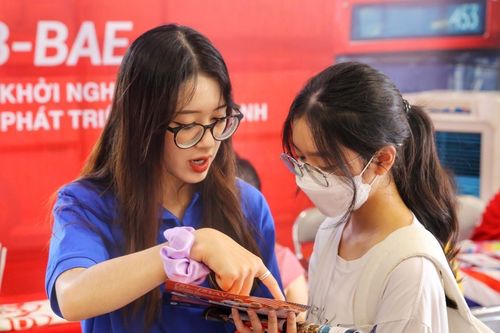 Xuất hiện các tổ hợp thiếu môn cốt lõi, trường đại học phải xem lại