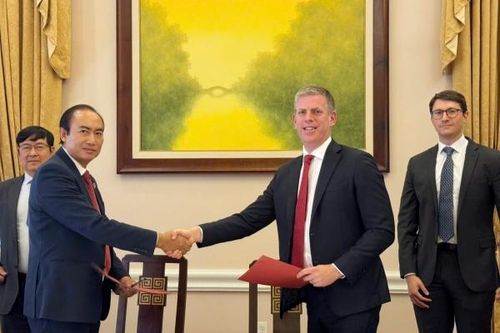 Vietjet và AV AirFinance ký kết hợp tác 300 triệu USD