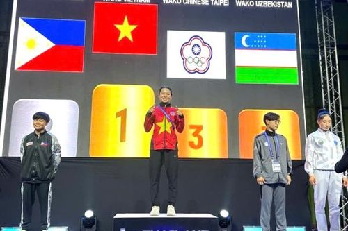 Hoàng Thị Thùy Giang của Đồng Nai xuất sắc giành 2 huy chương vàng giải Kickboxing thế giới