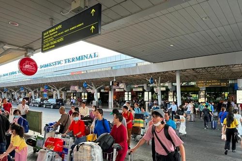Thủ tướng: Đẩy mạnh kết nối vận tải, phục vụ tốt nhất khách du lịch
