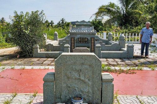 Ao ông Cả Bảy