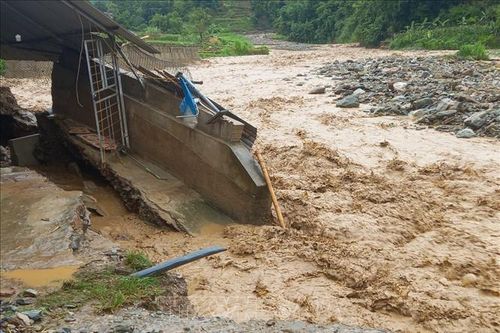 Cảnh báo lũ quét, sạt lở đất tại Kon Tum và Lâm Đồng