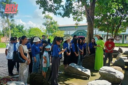 Bảo tồn, phát huy giá trị hiện vật: Việc không dễ (Bài 1): Mảnh đất còn lưu giữ nhiều hiện vật đặc sắc