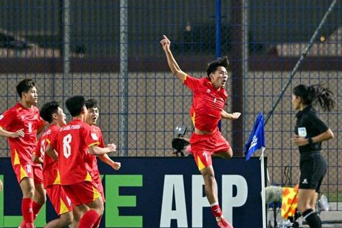 Hoàng Trọng Duy Khang, nhân tố trẻ bước ra ánh sáng