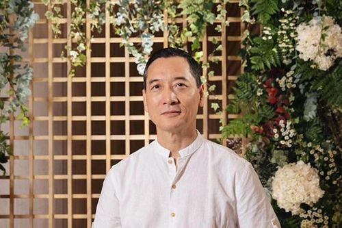 Nam NSND - bố ruột nghệ sĩ múa Linh Nga ở tuổi hưu có vóc dáng 'hack' tuổi, phong độ