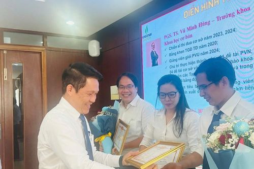 PVU tuyên dương gương điển hình tiên tiến giai đoạn 2020-2025