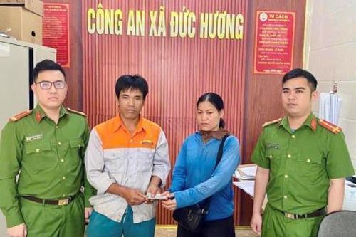 Tiền 'quay đầu' về chủ cũ