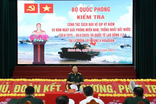 Bộ Quốc phòng kiểm tra công tác sẵn sàng chiến đấu tại Lữ đoàn 101