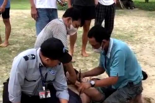 Tóm gọn đối tượng canh me trộm tài sản du khách tắm biển