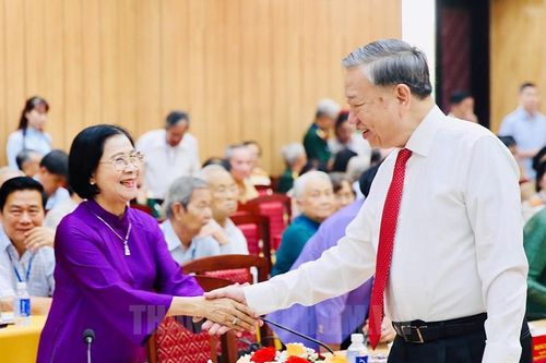 Phát biểu của Tổng Bí thư Tô Lâm tại buổi gặp mặt cán bộ lão thành cách mạng, người có công, gia đình chính sách tiêu biểu