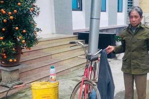 Thù tức cá nhân trong việc làm đường ngõ, gã đàn ông mua thuốc trừ cỏ hại vườn hoa hàng xóm