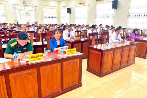 HĐND huyện Thoại Sơn tổ chức Kỳ họp thứ 18 (chuyên đề)