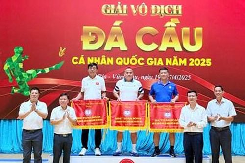 Đá cầu Huế đứng Nhì toàn đoàn tại giải vô địch cá nhân Quốc gia 2025