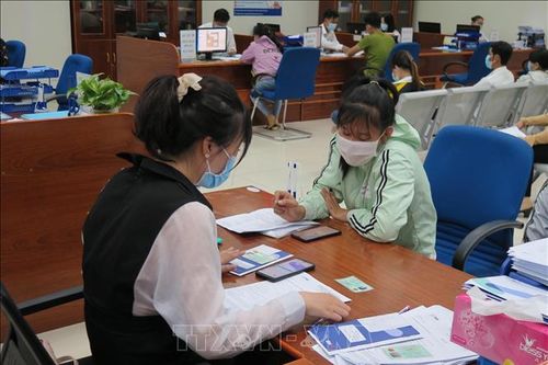 Bộ Nội vụ nói về giải quyết việc làm cho người bị ảnh hưởng do sắp xếp bộ máy