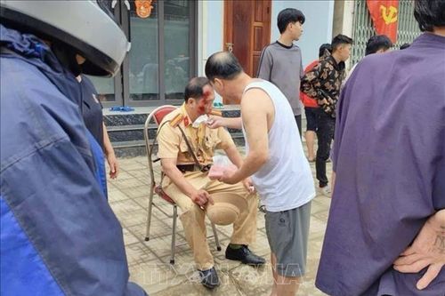 Tạm giữ đối tượng đâm xe vào Cảnh sát giao thông đang làm nhiệm vụ