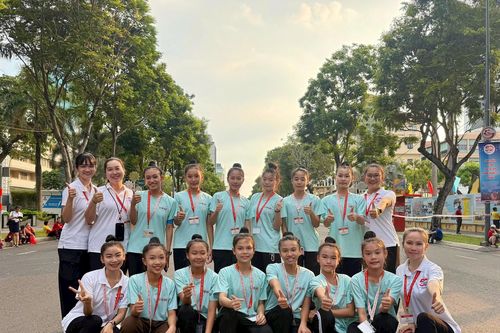 'Viết tiếp câu chuyện hòa bình'