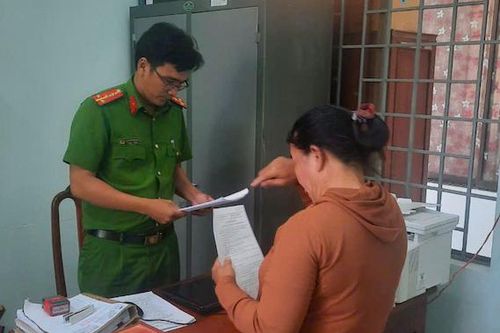 Lên mạng đặt mua sổ đỏ giả đem thế chấp để lừa đảo
